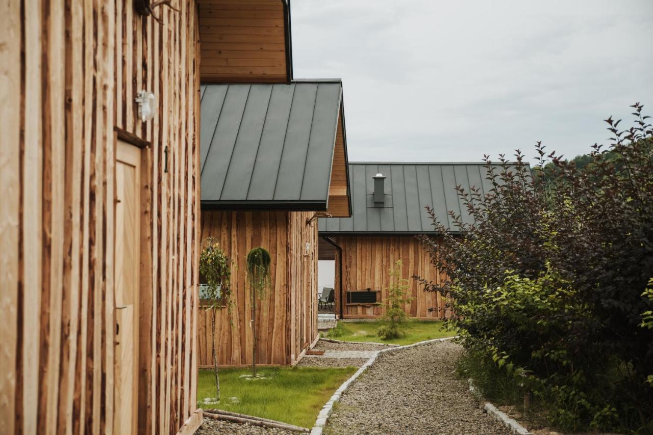 Rogate Domki Zasan Exterior photo