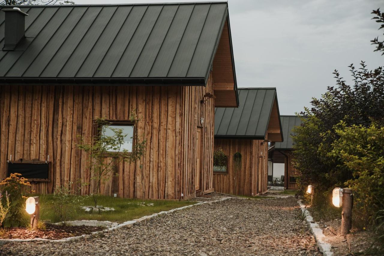 Rogate Domki Zasan Exterior photo